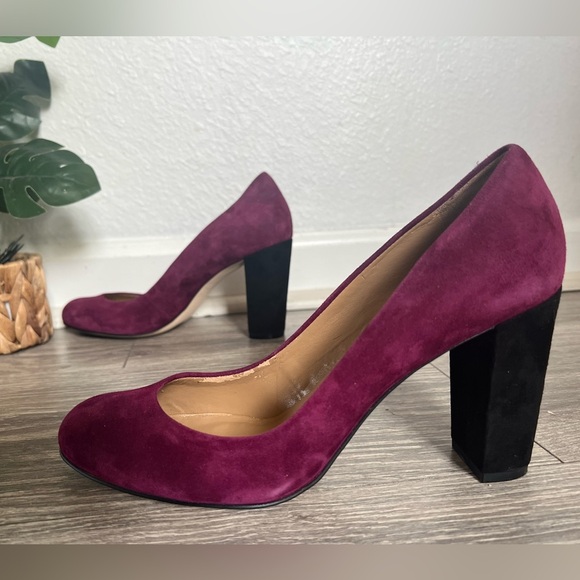Ann Taylor Perfect Suede Block Heel, Rich Pomegranate size 7.5 - Picture 4 of 10